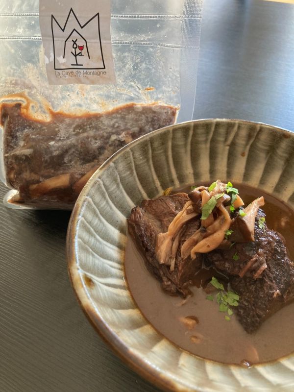 無添加手作り牛頰肉の赤ワイン煮